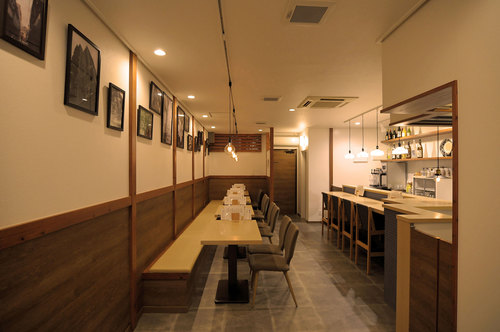 『大衆酒場　八六』
