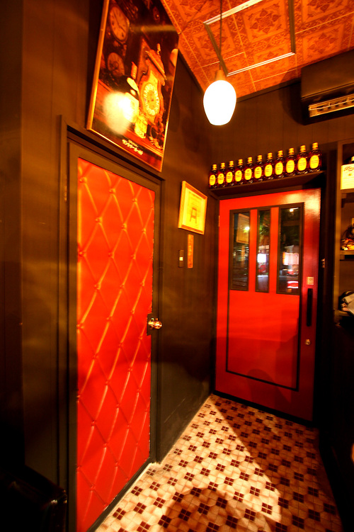 『BAR サクラザカ』