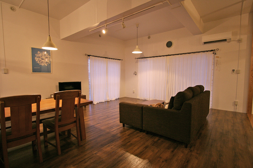 『TAKE-house』