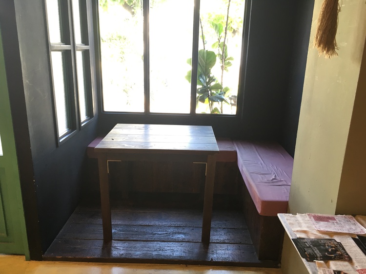 北谷町【MAYBE BAKERY（メイビーベーカリー）】