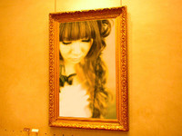 写真にー