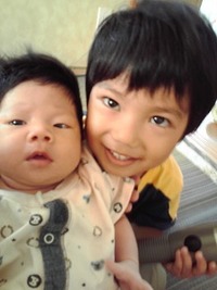 仲良し兄弟！ 2008/07/10 09:18:00