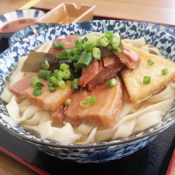 新山食堂 港川店