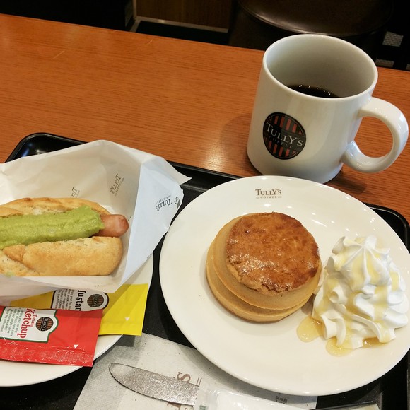 タリーズコーヒーに行ってみた！ ～Tullyscoffee 八重瀬シティ店～