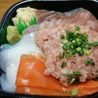 コスパ良すぎの海鮮丼を食べてみた！ ～浦添市城間の丼丸～ 2015/09/25 21:27:49