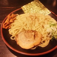 【浦添】24時まで営業のラーメン屋さんへ行ってみた！ ～浦添市安波茶の花銀琉～ 2015/11/19 23:39:24