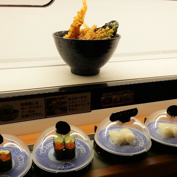 9月の女子会！ ～北谷町美浜の無添 くら寿司～