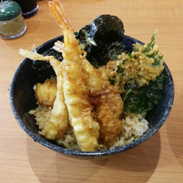 9月の女子会！ ～北谷町美浜の無添 くら寿司～