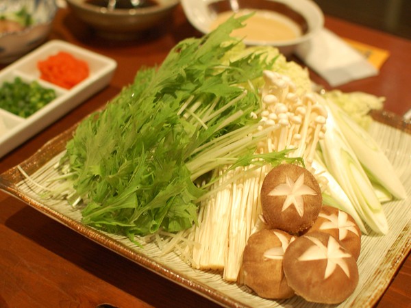 しゃぶしゃぶ食べ放題に行ってみた！ ～那覇市牧志の百甕（ももがーみ）～