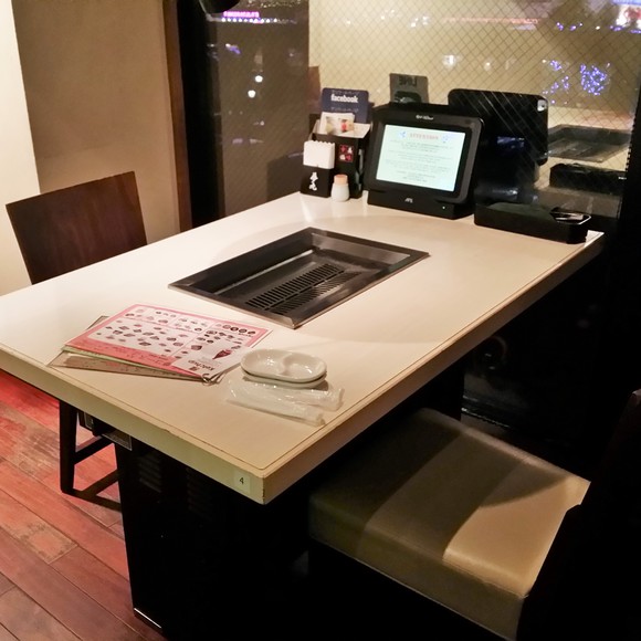 焼肉夢丸 美浜店 店内