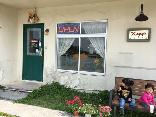 北中城ランチKozy's Pizzaコージーピザ外人住宅