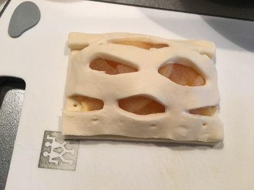 アップルパイ作り冷凍パイシート