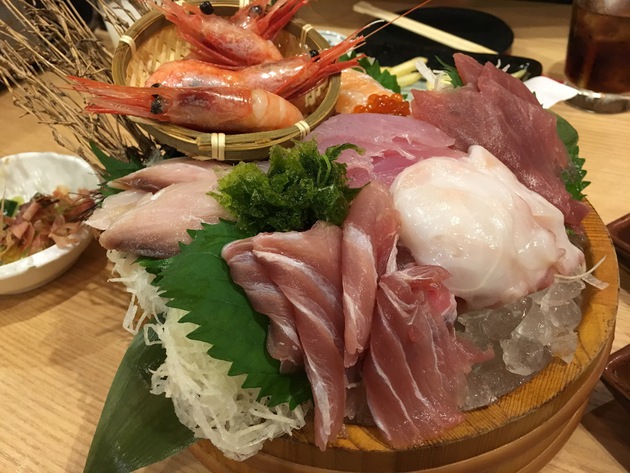 【浦添市】24時間営業の居酒屋「魚萬」で会社の懇親会がありました～！