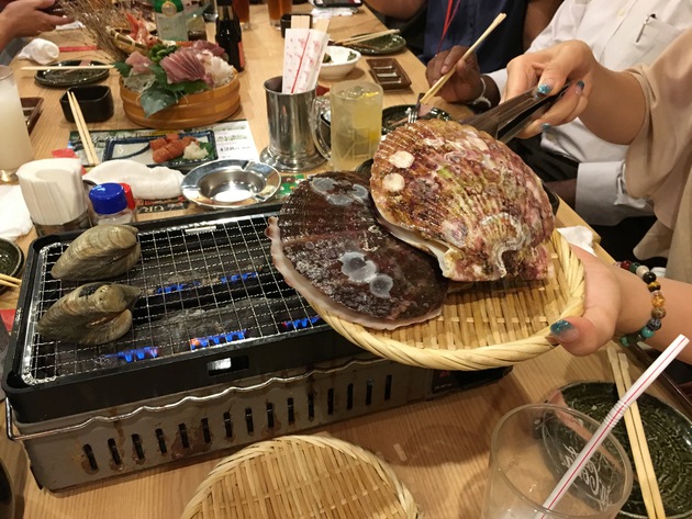 【浦添市】24時間営業の居酒屋「魚萬」で会社の懇親会がありました～！