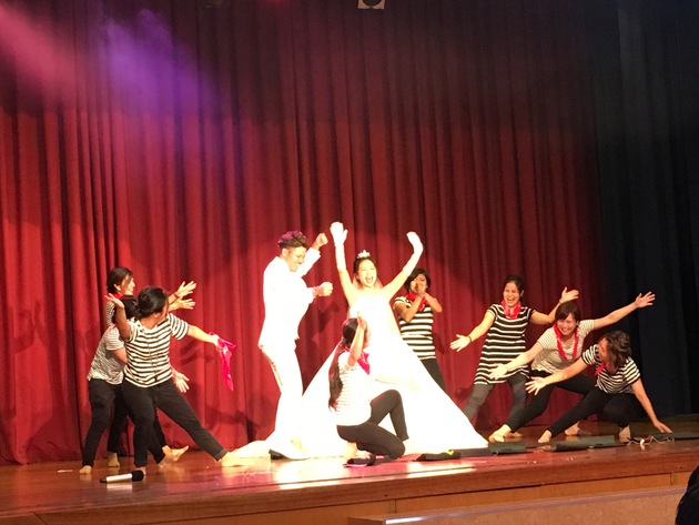【地元メンバー大集合！】友達の結婚式で久々に会う友達がたくさんでテンション上がりまくりました！