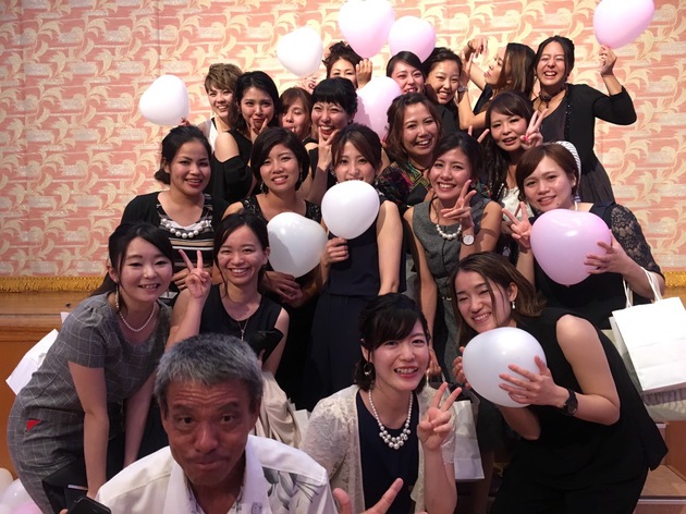 【地元メンバー大集合！】友達の結婚式で久々に会う友達がたくさんでテンション上がりまくりました！