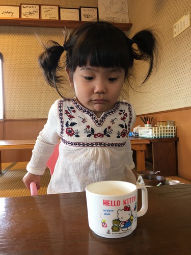 頭から流血、夜中の嘔吐。昨日は災難続きの娘でした(*_*)