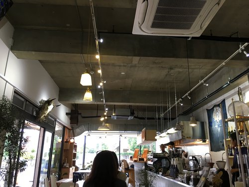 AIEN Coffee and Hostel