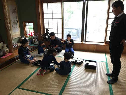 【家族っていいね♡】昨日はおばあちゃんの七年忌。娘がとっても楽しそうだった(笑)
