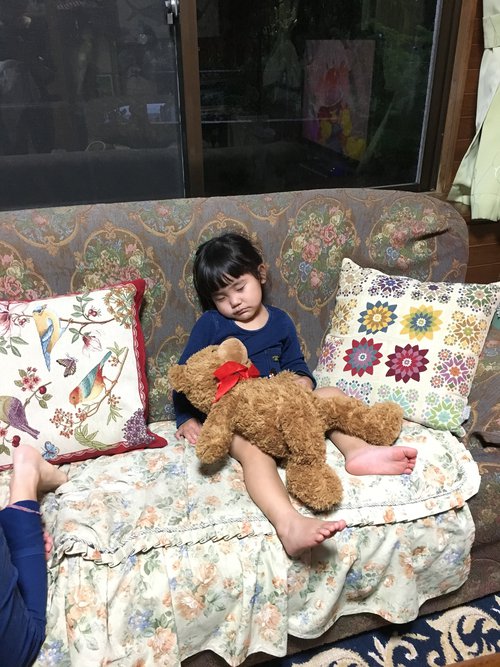 【家族っていいね♡】昨日はおばあちゃんの七年忌。娘がとっても楽しそうだった(笑)