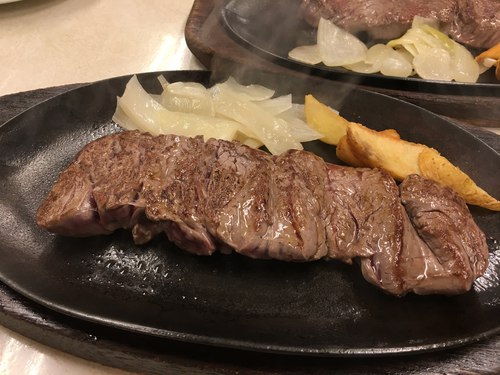 【超良い！】那覇市「Jacks Steak House(ジャッキーステーキハウス)」肉も美味しい！店員さんも凄く良い！