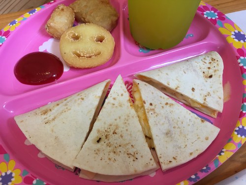北中城村マリソルMARISOLチキン