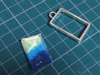 レジン