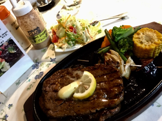 移転前のグリーンリバーでライブ