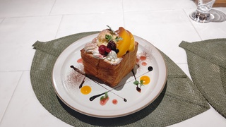 シックデザイン製ビキニカウル