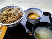 牛丼やってます。