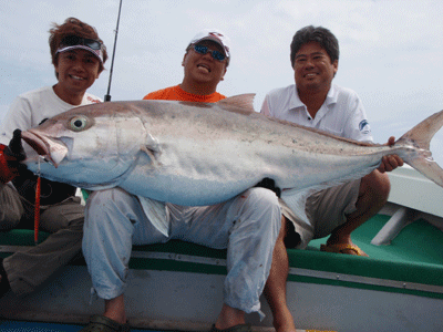 カンパチ 40キロオーバー ゲット 海生活 沖縄の釣り ジギング Gtフィッシング カジキ釣り シュノーケル