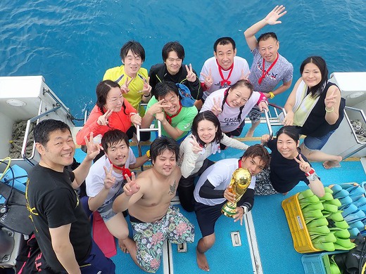 FAMILLE10TH ANNIVERSARY DIVE&PARTY　