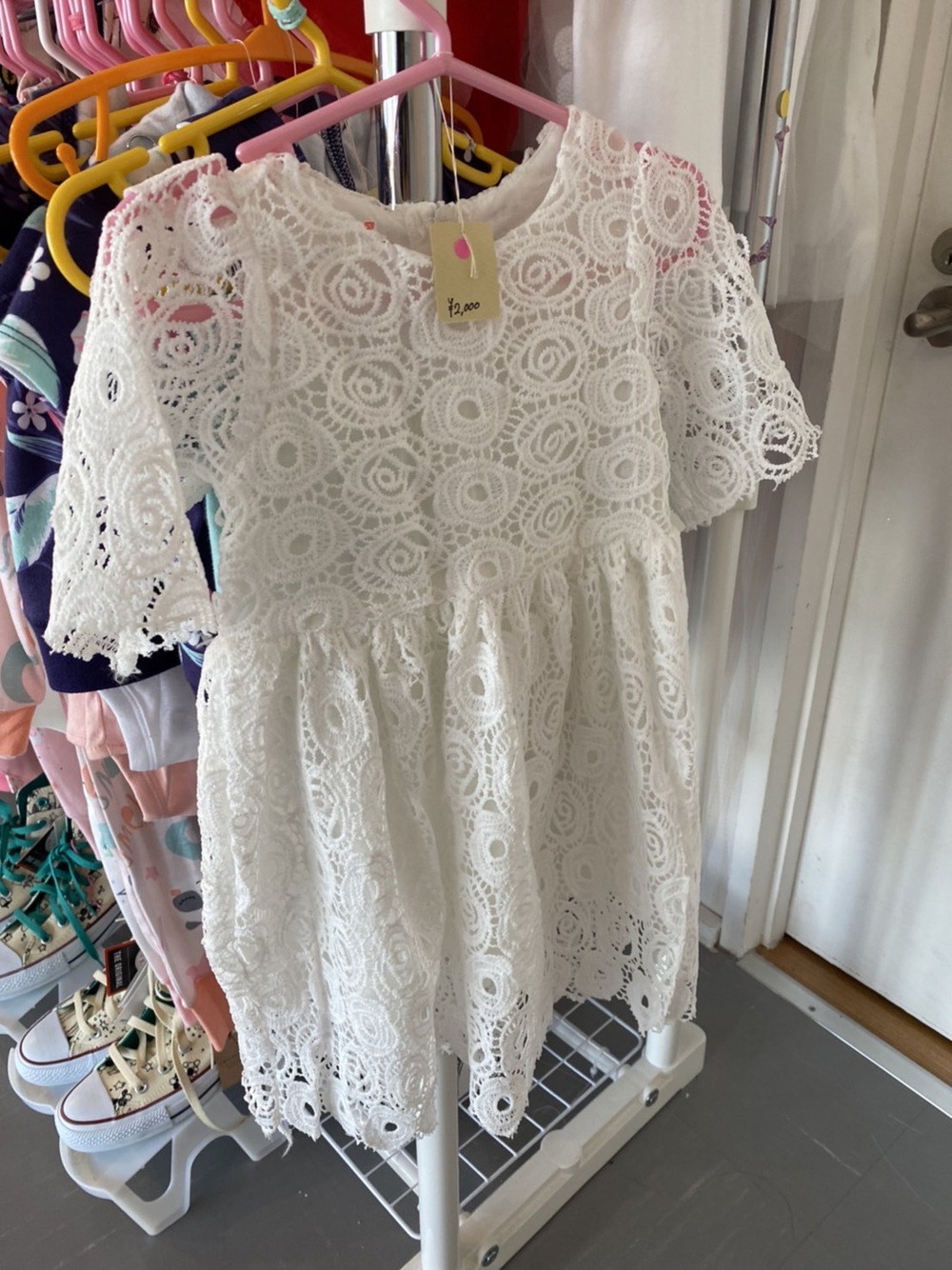 ナニコレ沖縄面白い＆珍しい無人販売3回目 沖縄初 海外子供服が２４時間購入可能⁉️