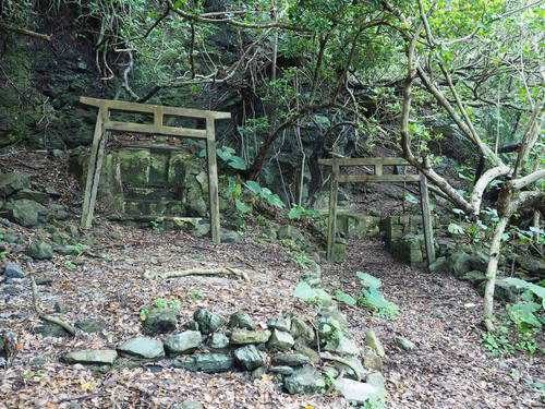 島あっちぃ 渡嘉敷村前島 めーぎぃらま の旅 どぅーちゅいむぬぃ ひとりごと