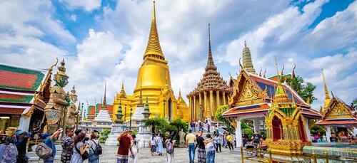ผมกำลังเรียนภาษาไทย
