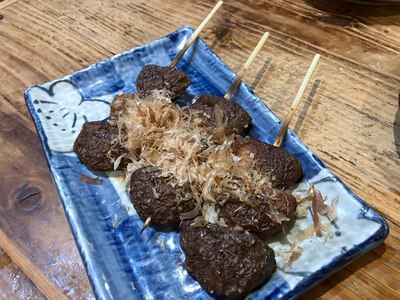 炭火やきとり なんくる亭　～夏にぴったりサッパリ串　テビチ串～