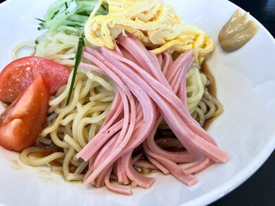 らーめんランド　～具のカット技術が素晴らしい♪  冷やし中華～
