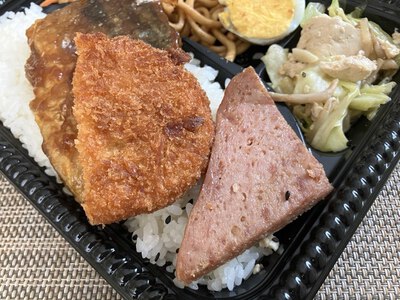 オリーブ弁当　～甘辛さがいいね♪ サバの照り焼き弁当～