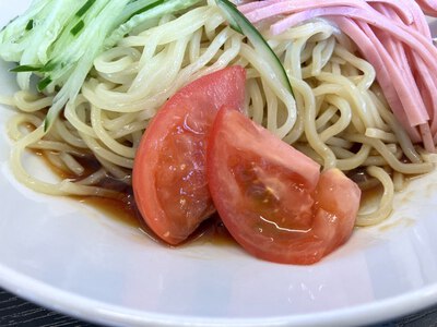 らーめんランド　～具のカット技術が素晴らしい♪  冷やし中華～