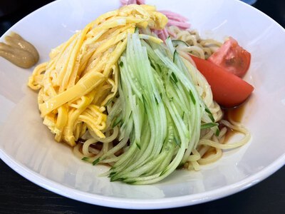 らーめんランド　～具のカット技術が素晴らしい♪  冷やし中華～