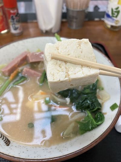 食堂かまどぅ　～具がたっぷりの沖縄食堂定番♪ みそ汁～