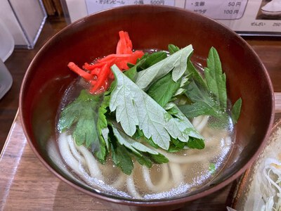 神里そば　～沖縄そば専門店の肉たっぷり生姜焼き定食～