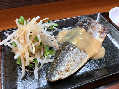 Ｎｏｒｉｓ　Ｄｉｎｅｒ（ノーリーズ ダイナー）　～香ばしくて旨い！ 焼鯖のゆずみそダレ～