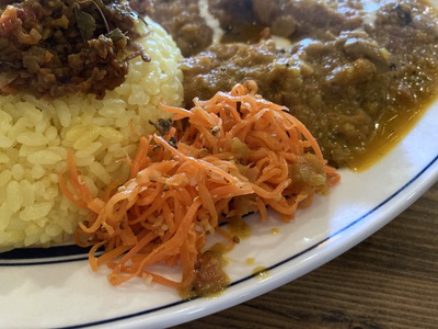 スパイス香る、バターチキンカレー♪　～カレー屋タケちゃん～