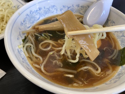 暑い日は醤油つけ麺なんていかがでしょうか　～らーめんランド～