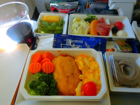機内食　編　(@^^)/~~~