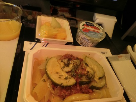 機内食　編　(@^^)/~~~