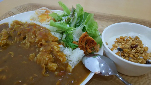 うきゃーい！てぃーだ社食♪ 本日はカレーの日なり(〃ω〃)♡