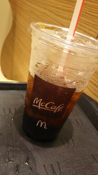 うわわ♪ 久しぶりの深夜マックだよ～(^^)/ 2015/08/14 02:05:57