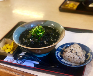10食限定いかすみそばが美味い！伊豆味にある八重善